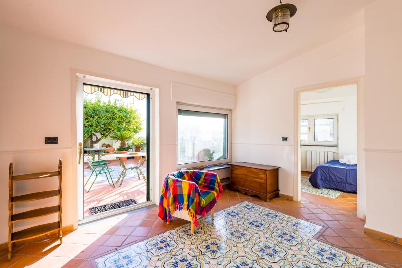 Villa Paola - Hidden Panoramic Garden And Terraces By Napoliapartments エクステリア 写真