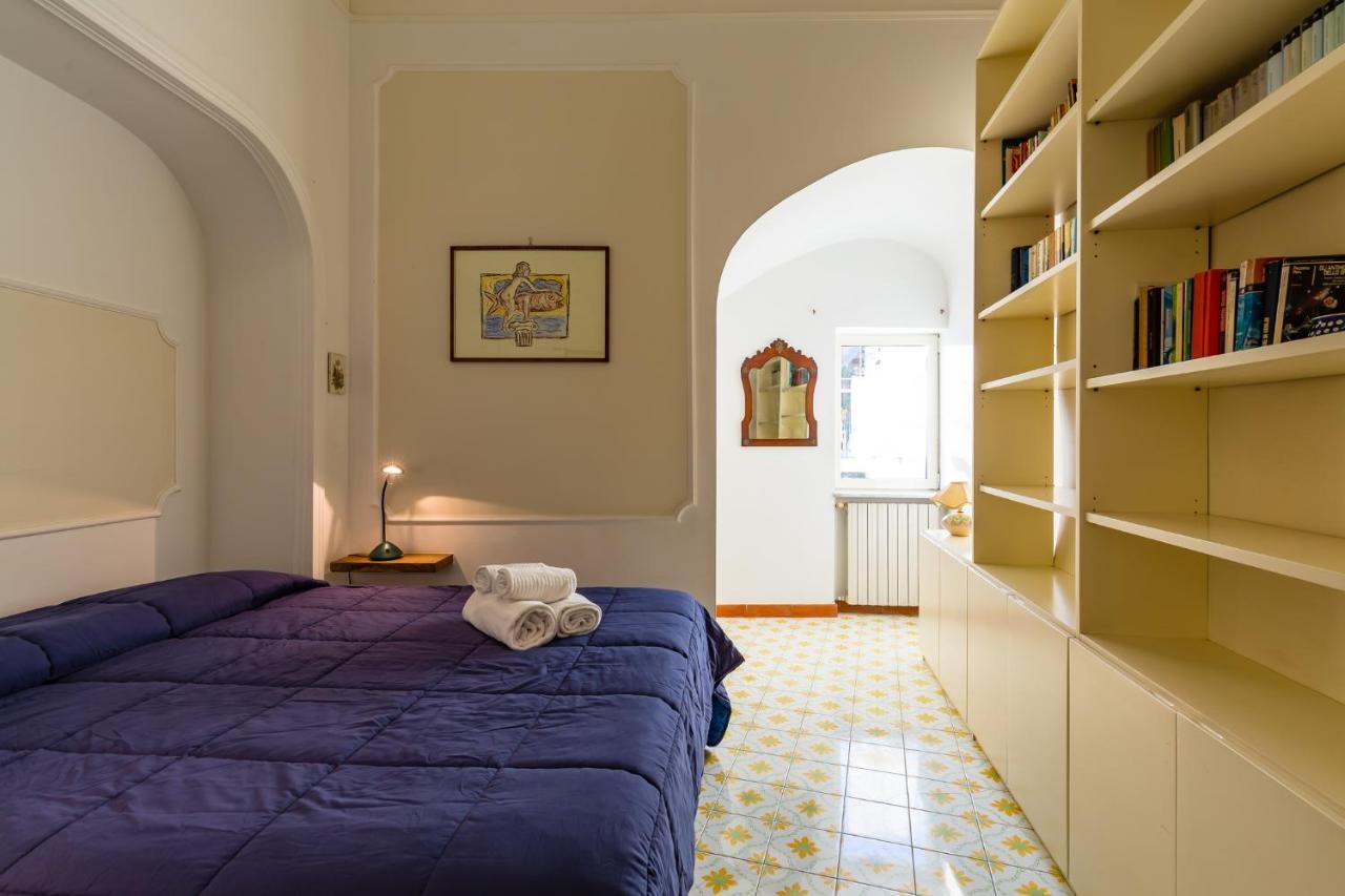 Villa Paola - Hidden Panoramic Garden And Terraces By Napoliapartments エクステリア 写真