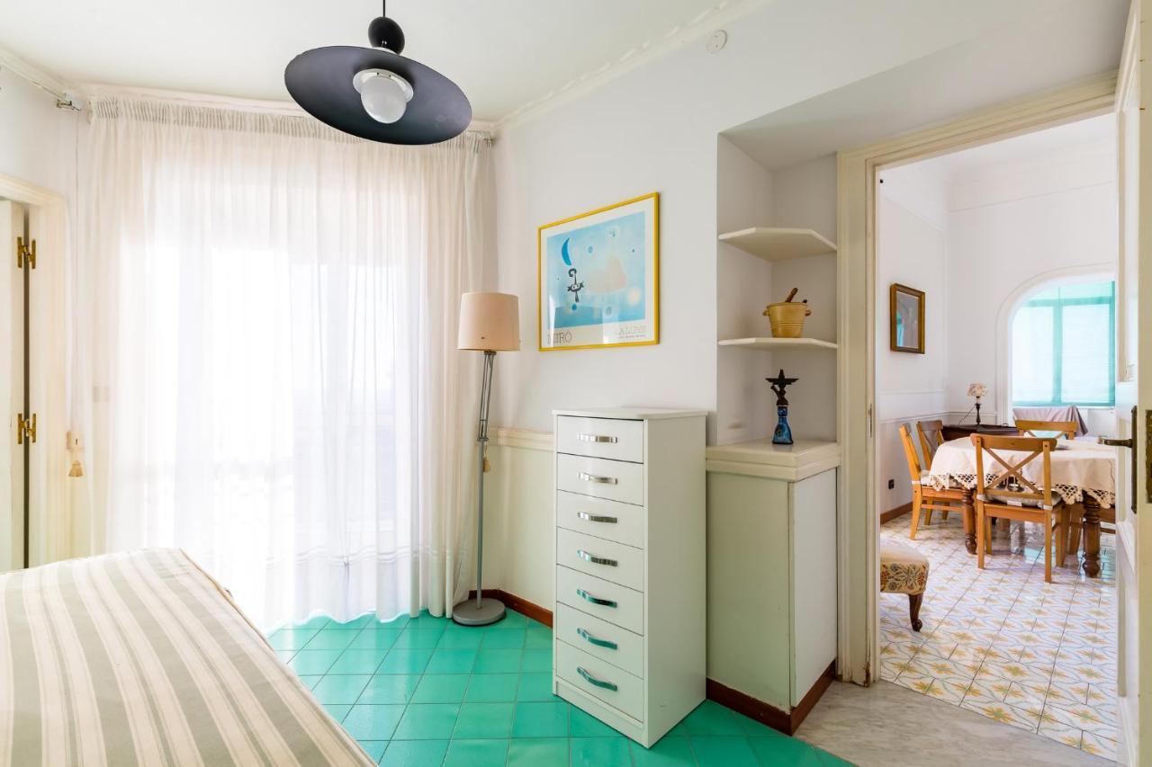 Villa Paola - Hidden Panoramic Garden And Terraces By Napoliapartments エクステリア 写真