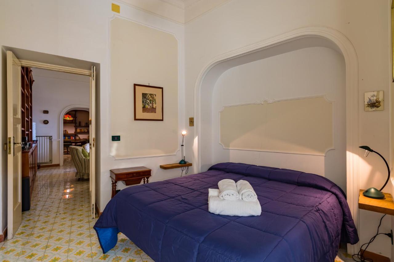 Villa Paola - Hidden Panoramic Garden And Terraces By Napoliapartments エクステリア 写真