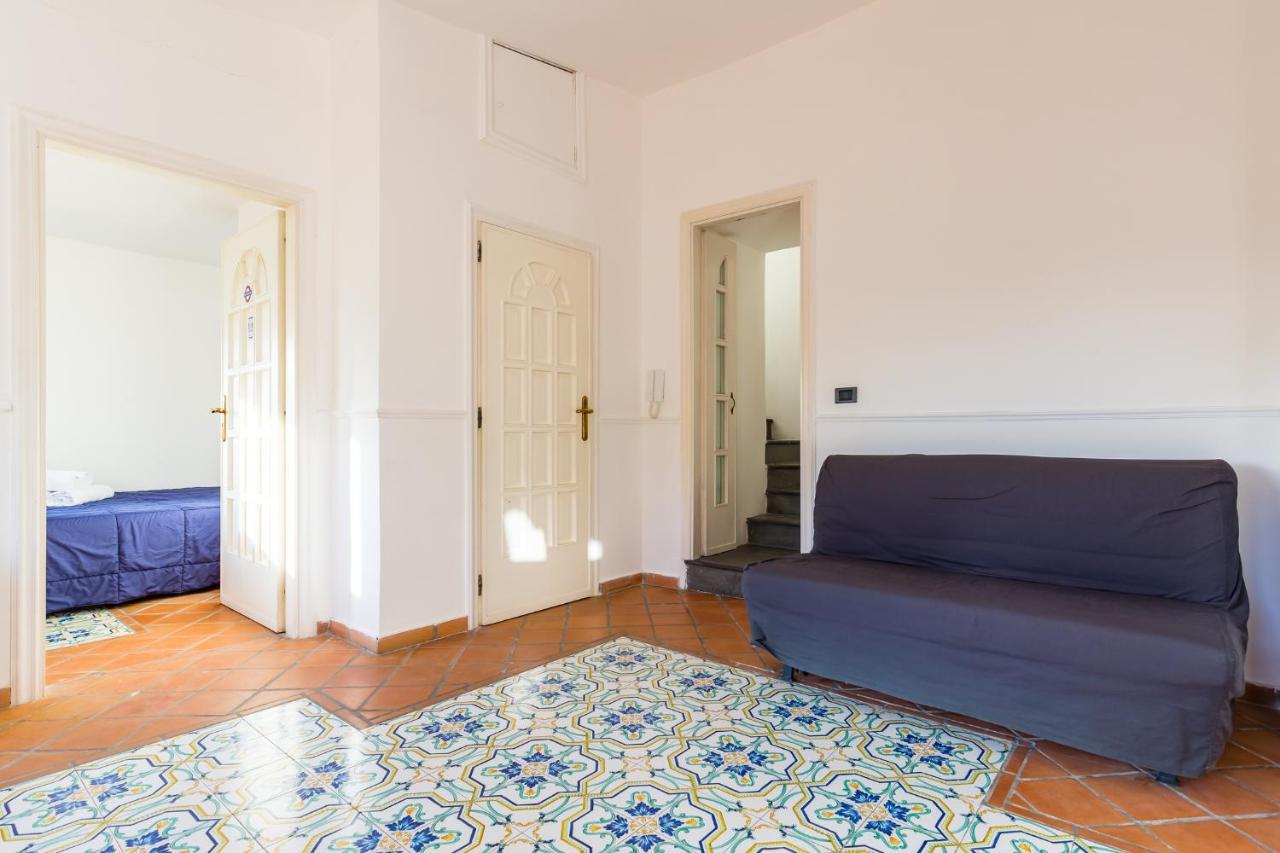 Villa Paola - Hidden Panoramic Garden And Terraces By Napoliapartments エクステリア 写真