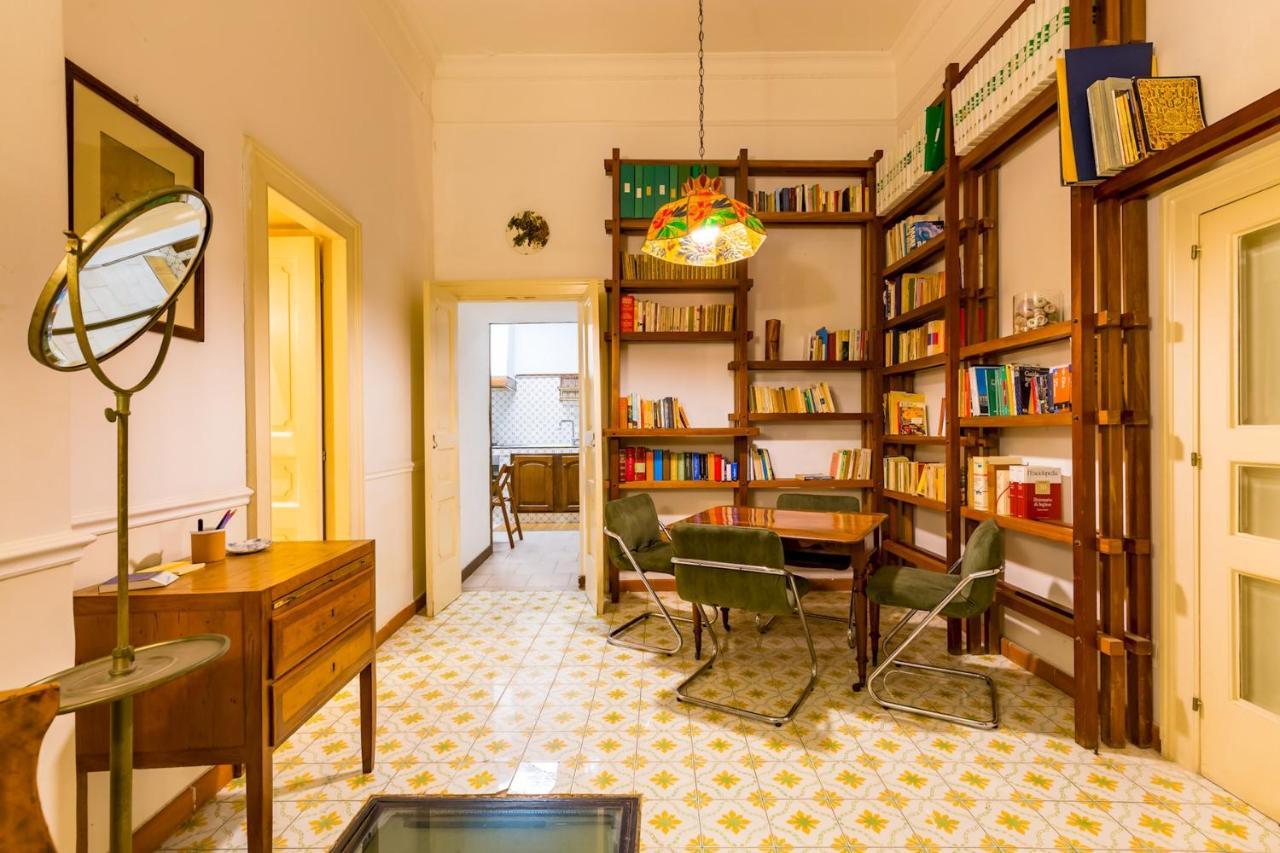 Villa Paola - Hidden Panoramic Garden And Terraces By Napoliapartments エクステリア 写真