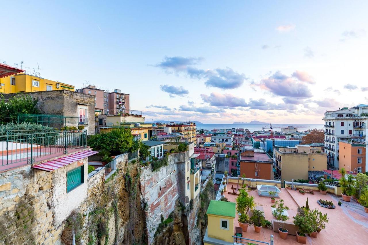 Villa Paola - Hidden Panoramic Garden And Terraces By Napoliapartments エクステリア 写真